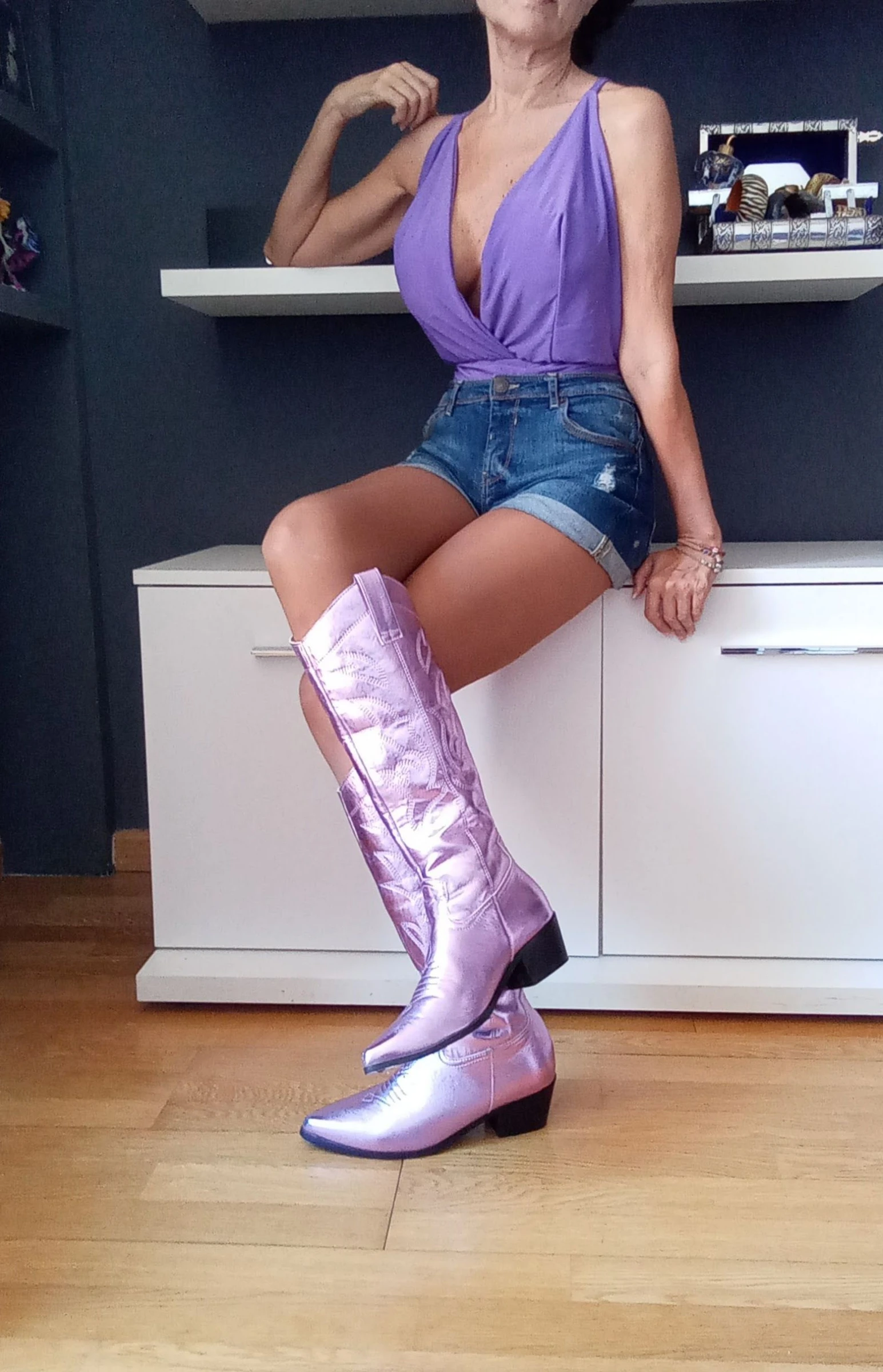 Unworn scoop neck off-the-shoulder bodysuit – photo 10